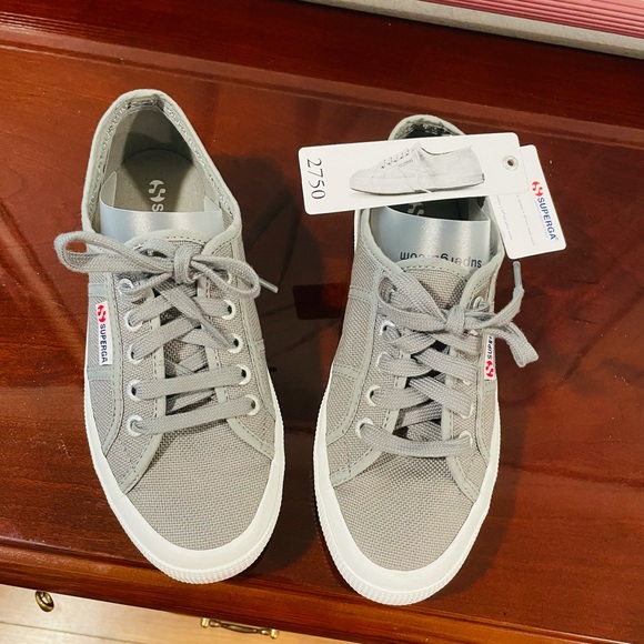 New size 7 women - Picture 6 of 7